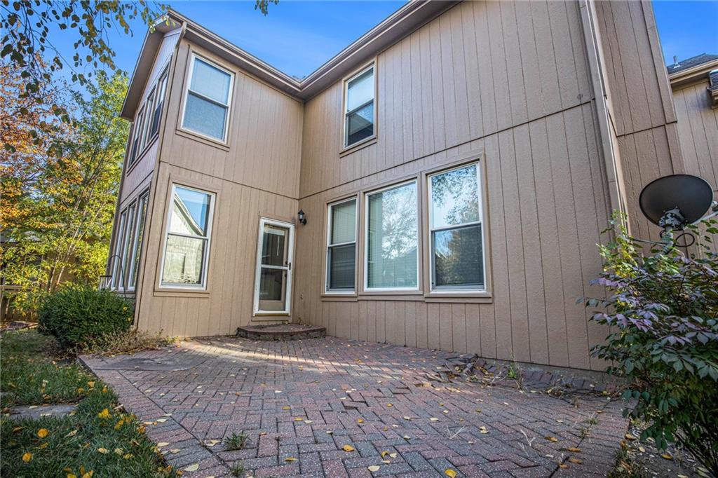 11308 W 143rd Terrace Property Photo 30