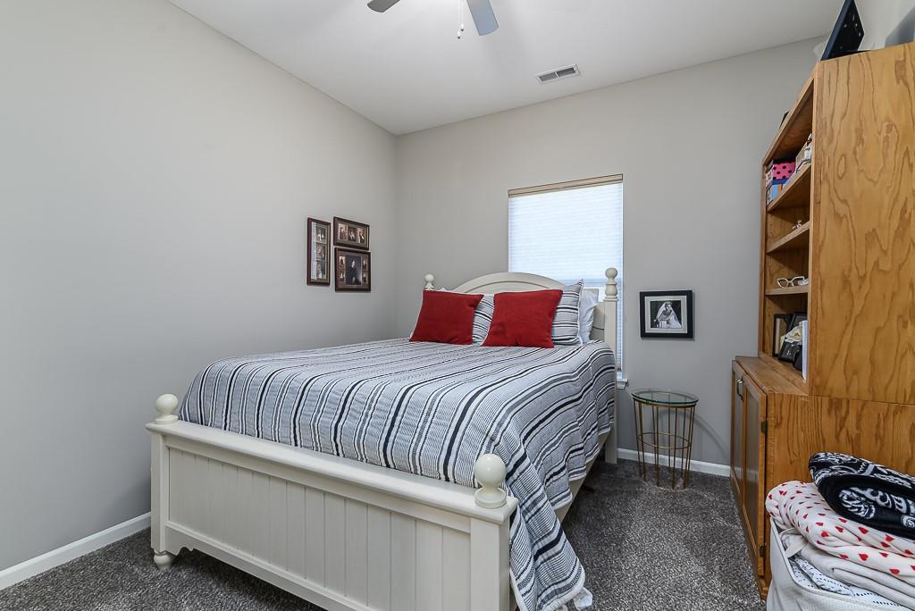 2809 E Cedar Place Property Photo 21