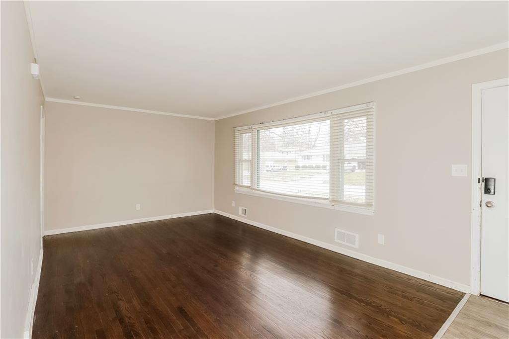 12518 E 49th Street Property Photo 13