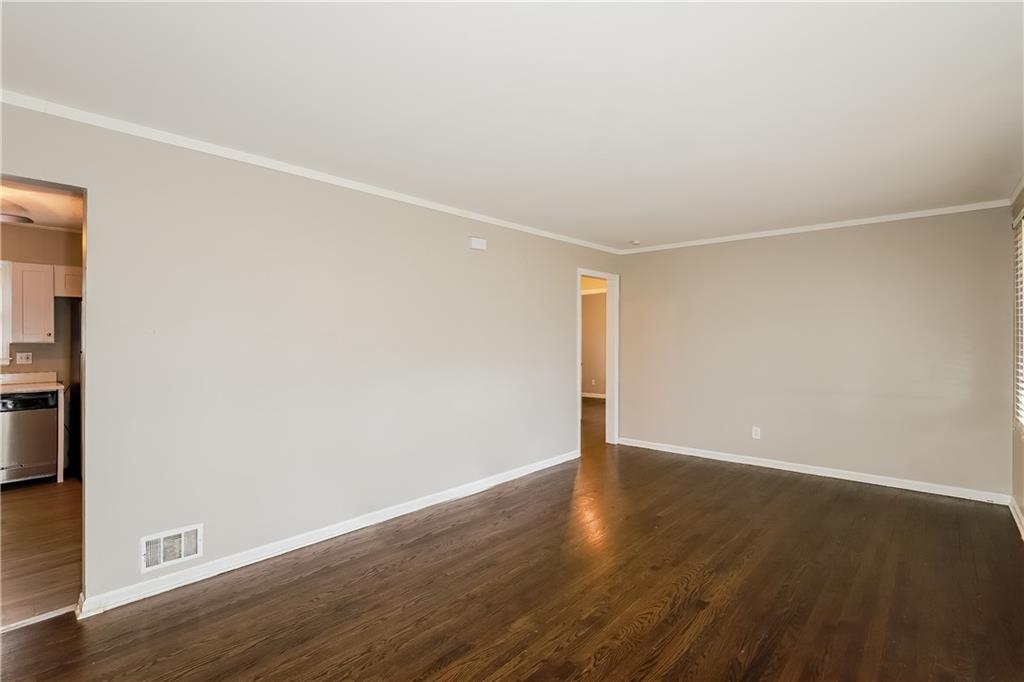 12518 E 49th Street Property Photo 15