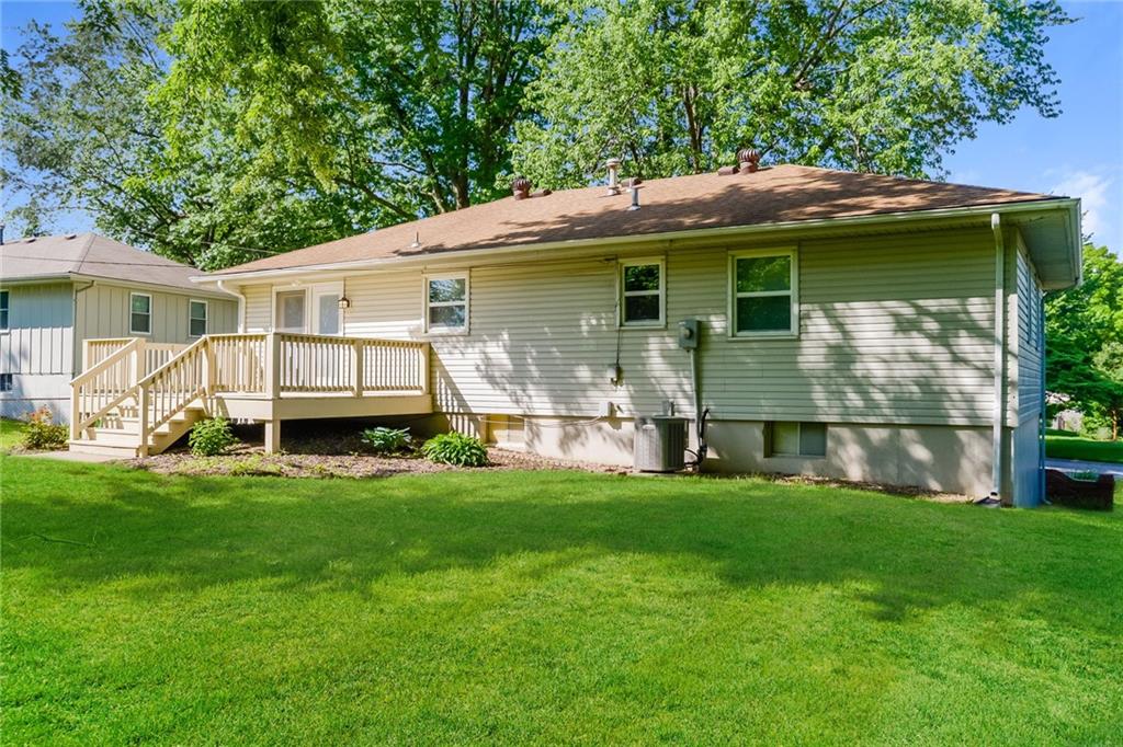 16016 E 37th Terrace Property Photo 15