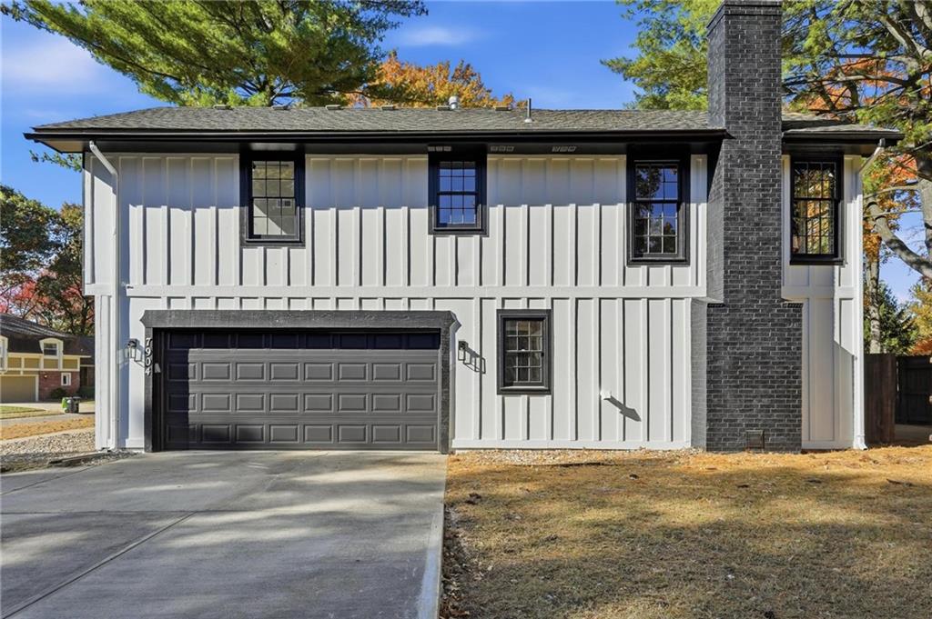 7904 Rosehill Road Property Photo 5