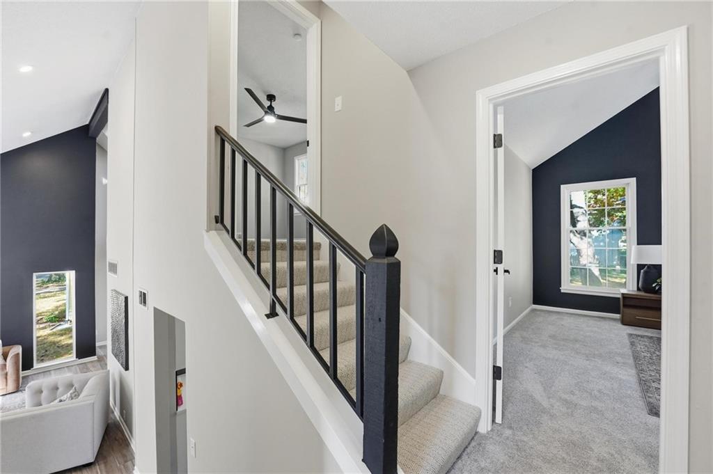 7904 Rosehill Road Property Photo 22