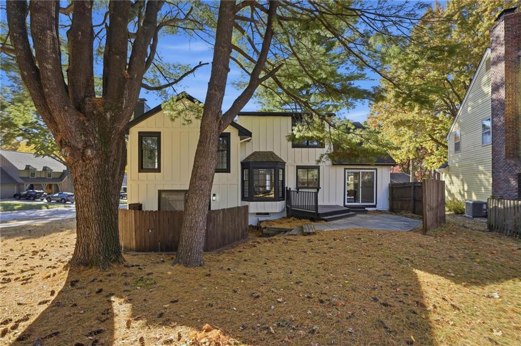 7904 Rosehill Road Property Photo 44