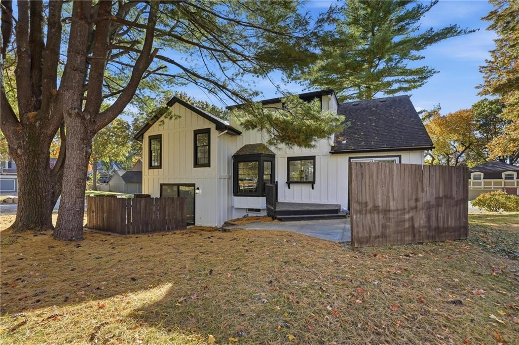 7904 Rosehill Road Property Photo 45