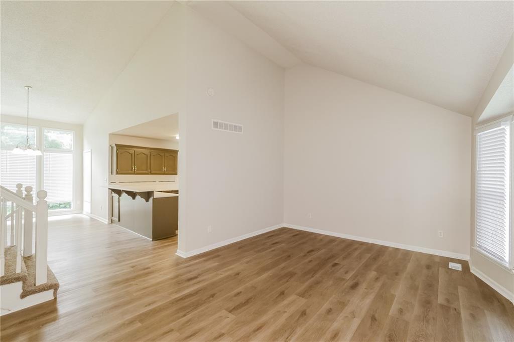 7201 E 134th Terrace Property Photo 13