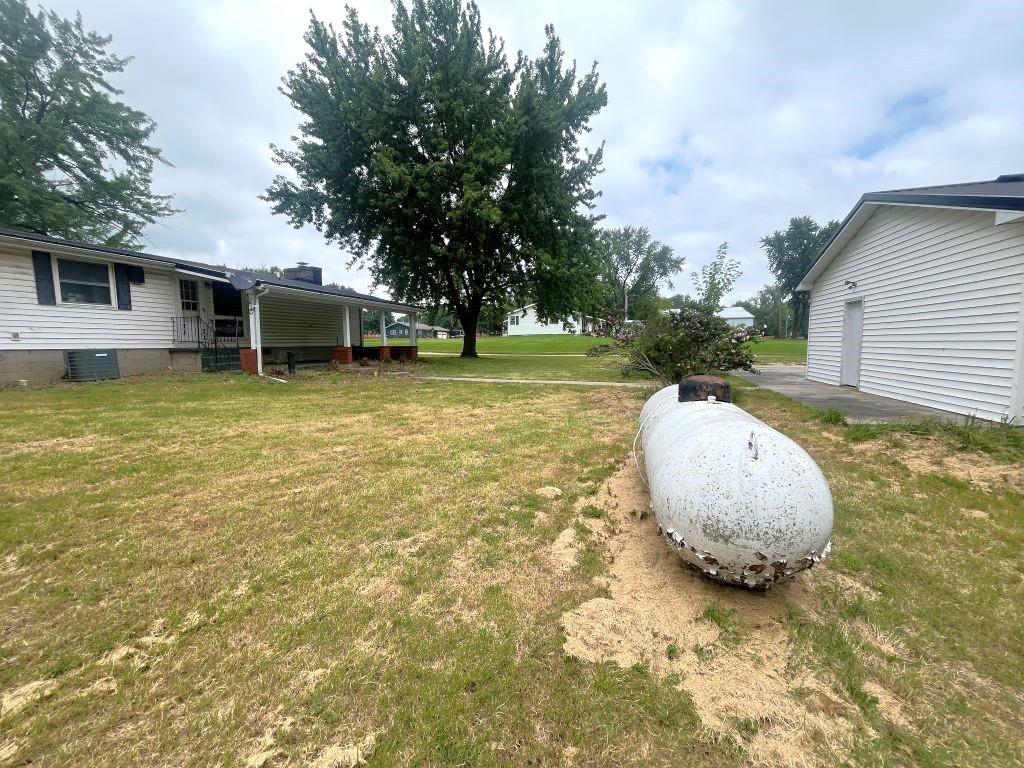 420 S 8th Street Property Photo 4