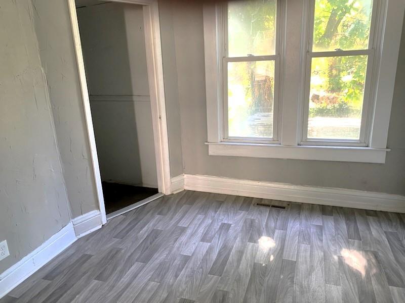 112-114 W Franklin Street Property Photo 5