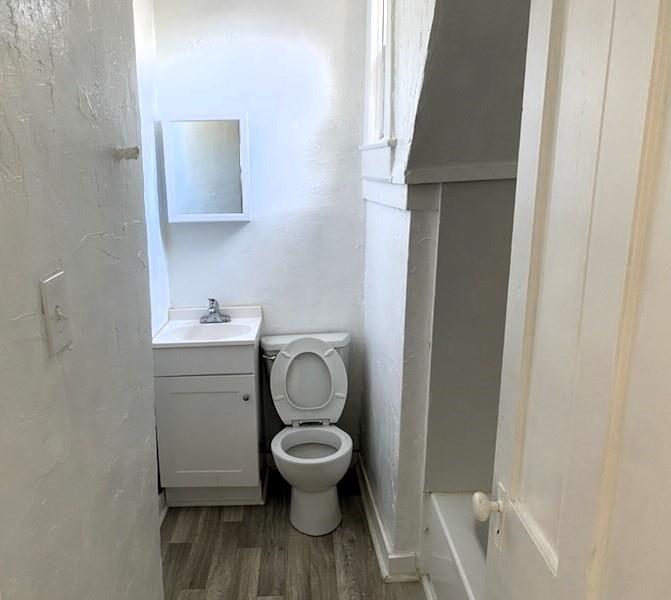 112-114 W Franklin Street Property Photo 7