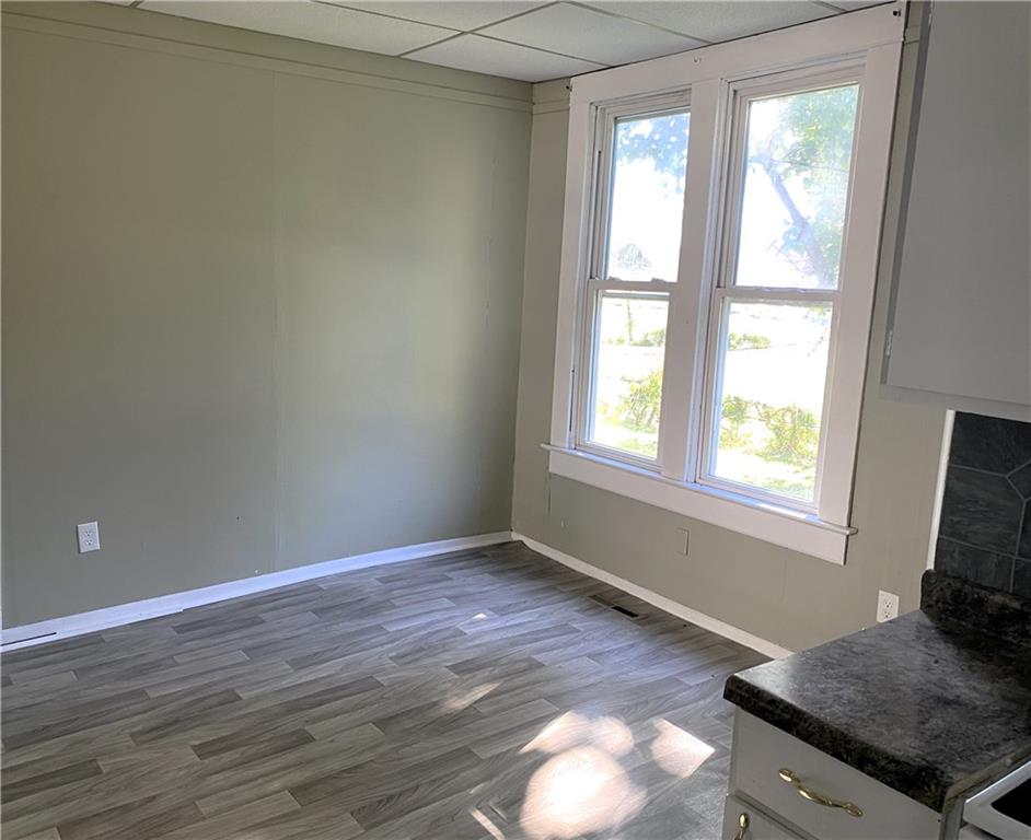 112-114 W Franklin Street Property Photo 11