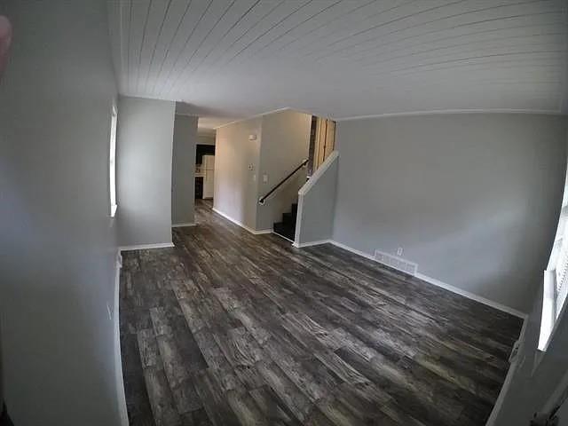 200 Ne Knox Street Property Photo 9