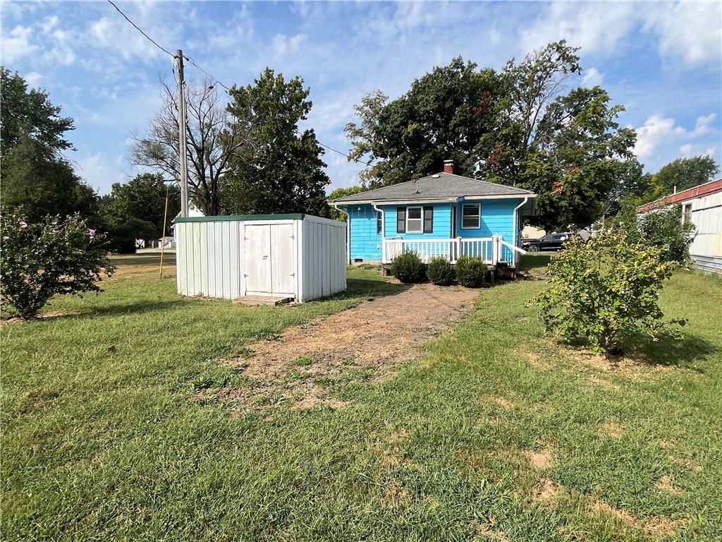 417 Ash Street Property Photo 4