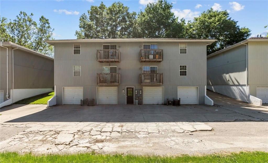 207 Nw Barr Road Property Photo 2