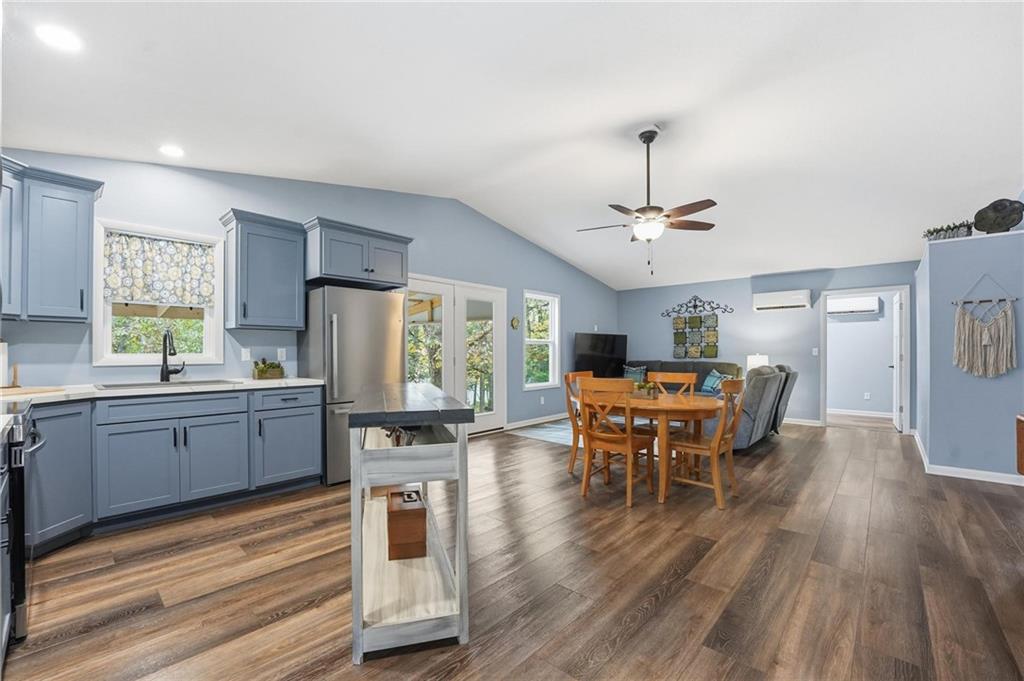 58 E Sugar Lake Cove Property Photo 9