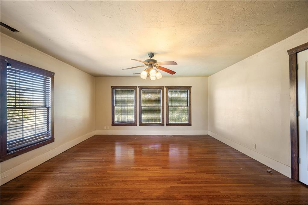 2815 W 7th Street Property Photo 13