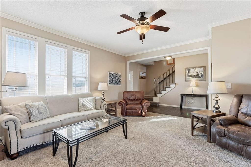 10206 Theden Circle Property Photo 8