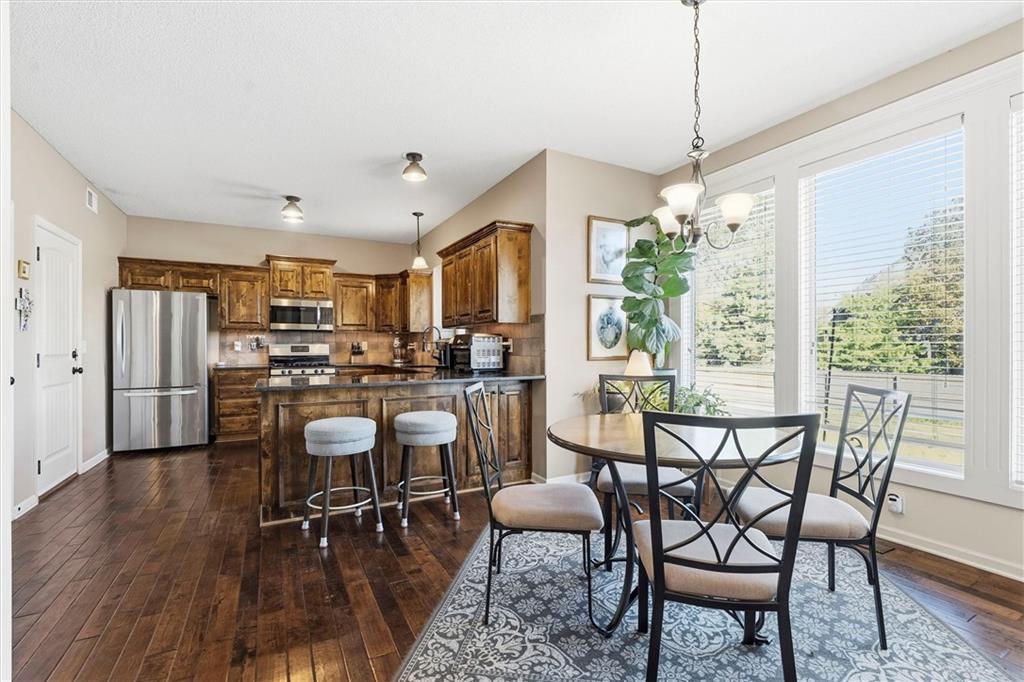 10206 Theden Circle Property Photo 14