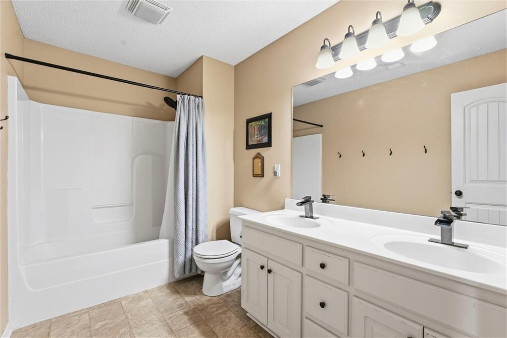 10206 Theden Circle Property Photo 26