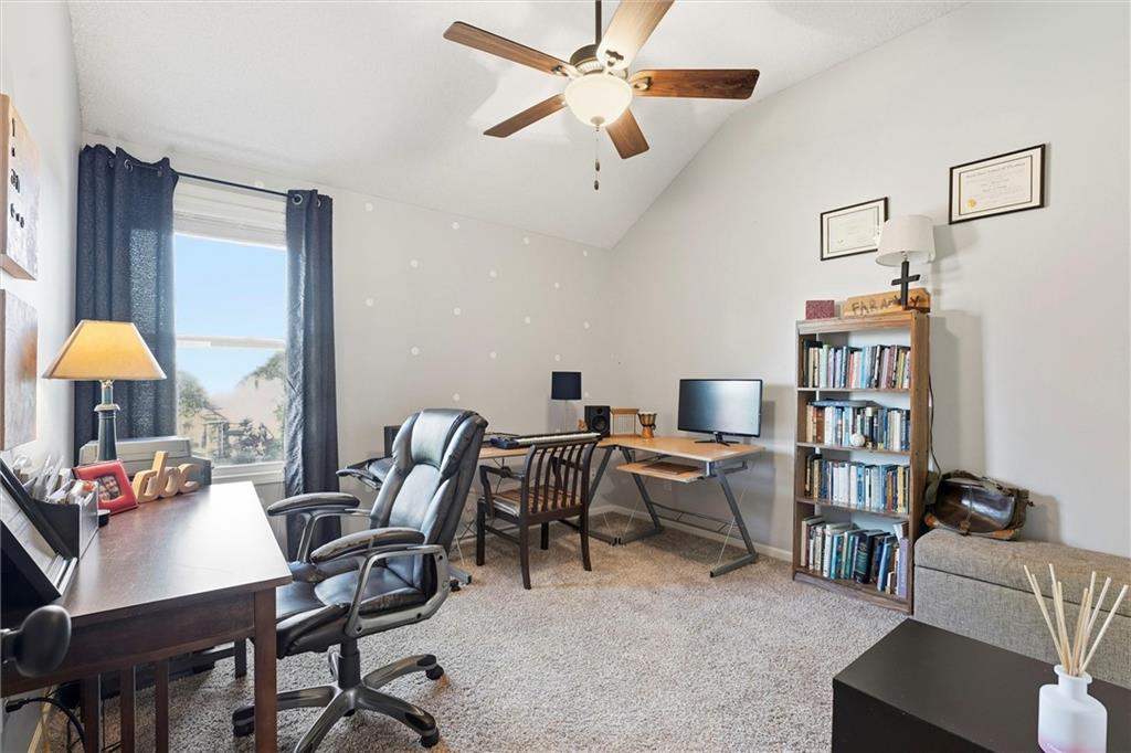 10206 Theden Circle Property Photo 28