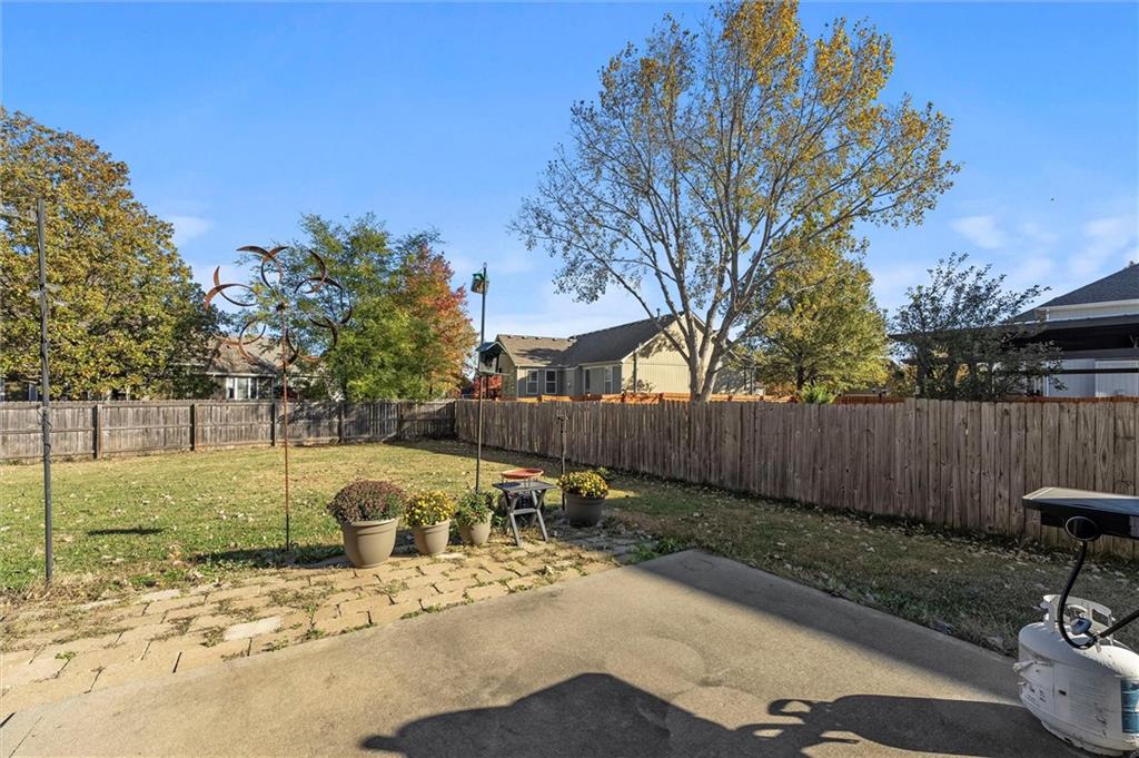 10206 Theden Circle Property Photo 32