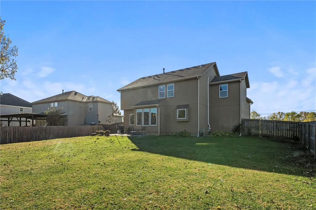 10206 Theden Circle Property Photo 36