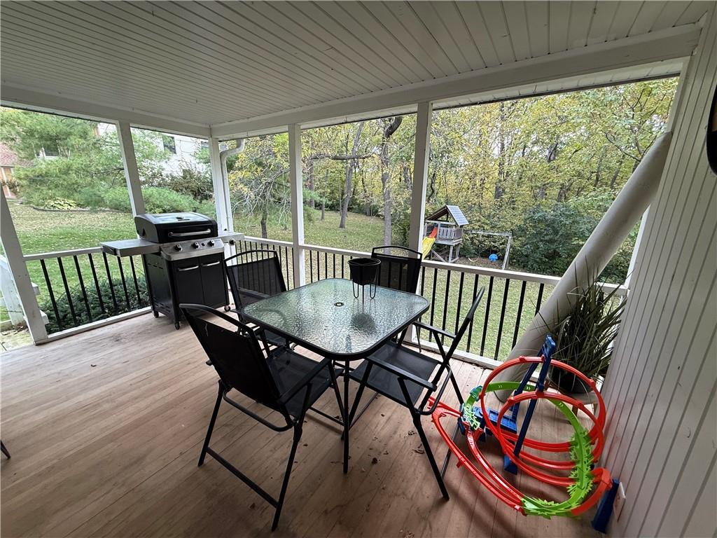 955 S Walnut Street Property Photo 20