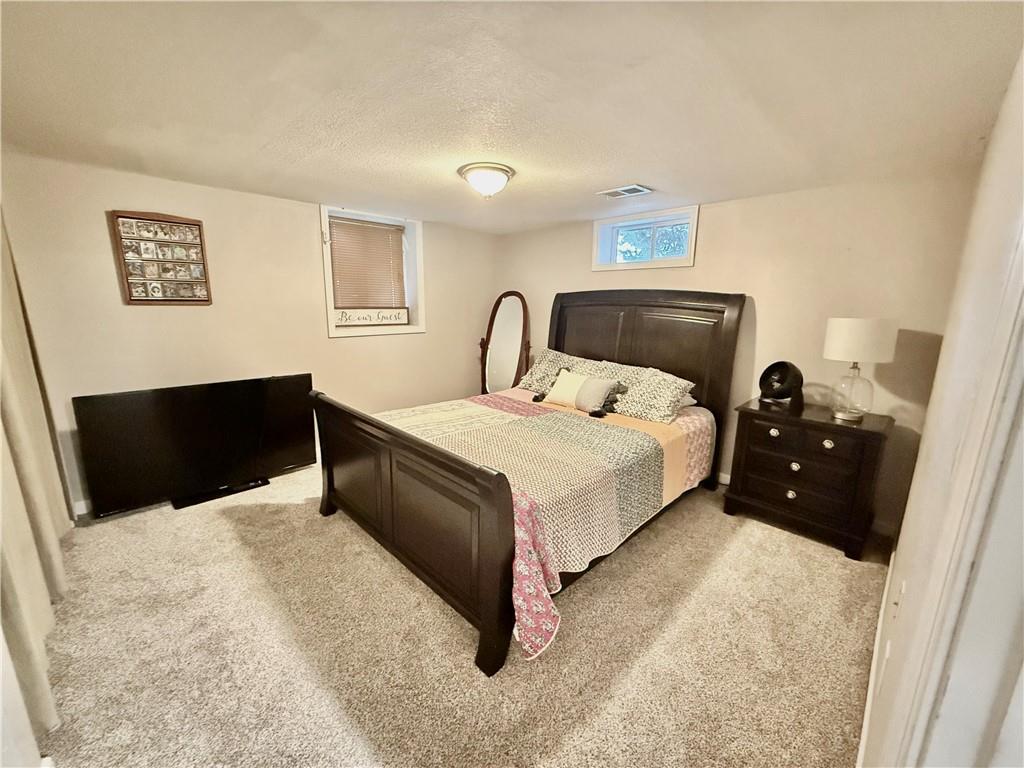 955 S Walnut Street Property Photo 22