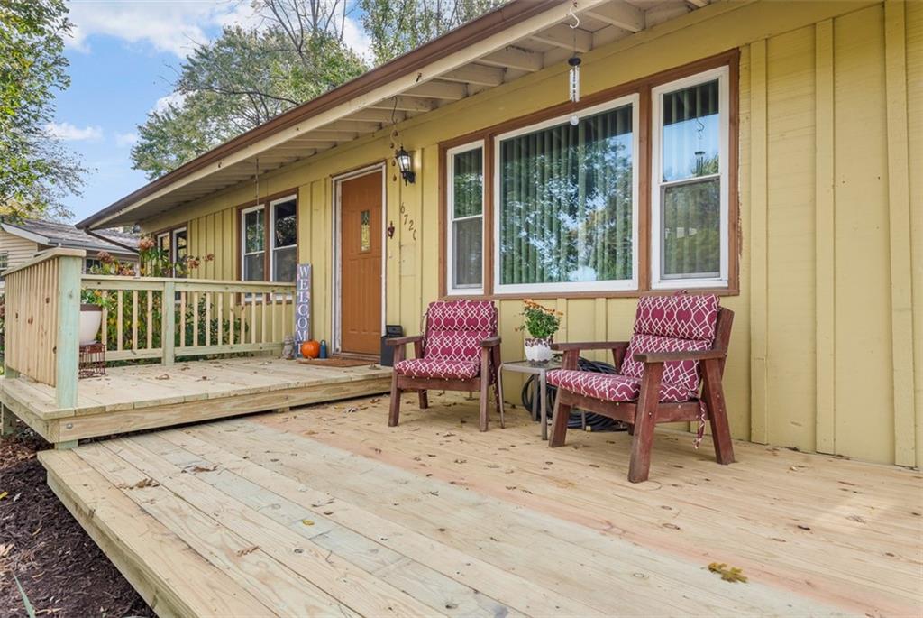 6720 Hadley Lane Property Photo 3