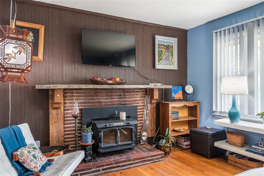 6720 Hadley Lane Property Photo 6