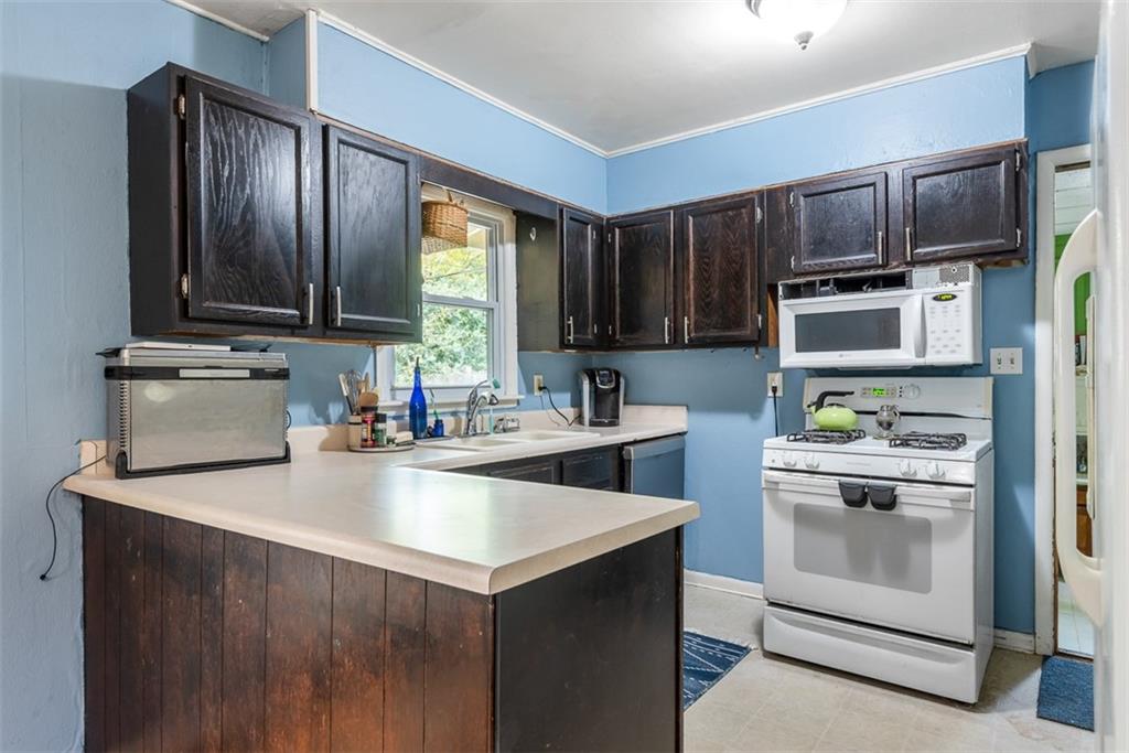 6720 Hadley Lane Property Photo 10