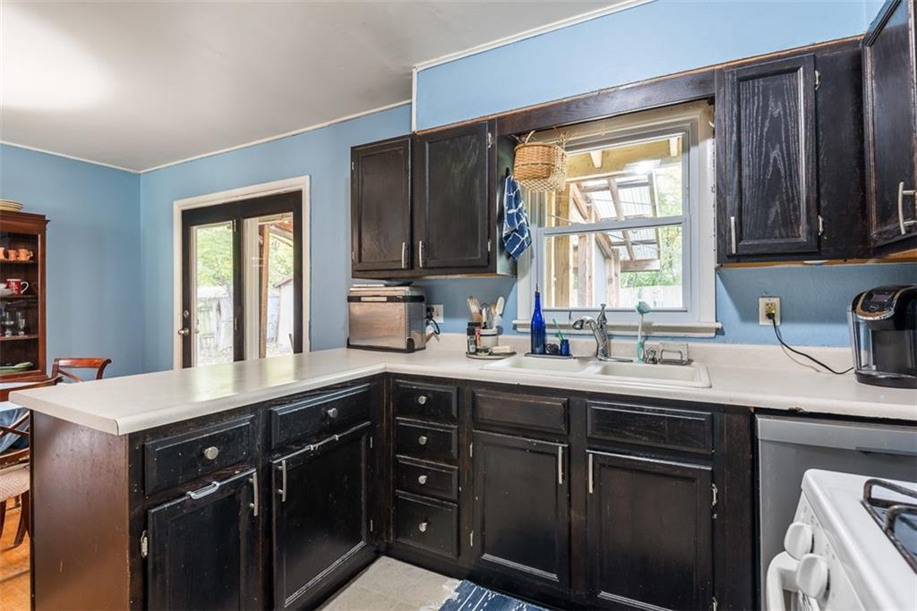 6720 Hadley Lane Property Photo 11