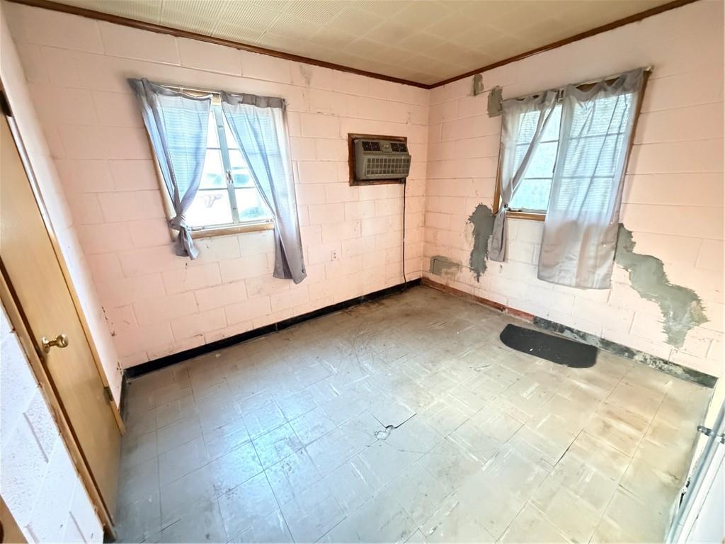 424 E Walnut Street Property Photo 10