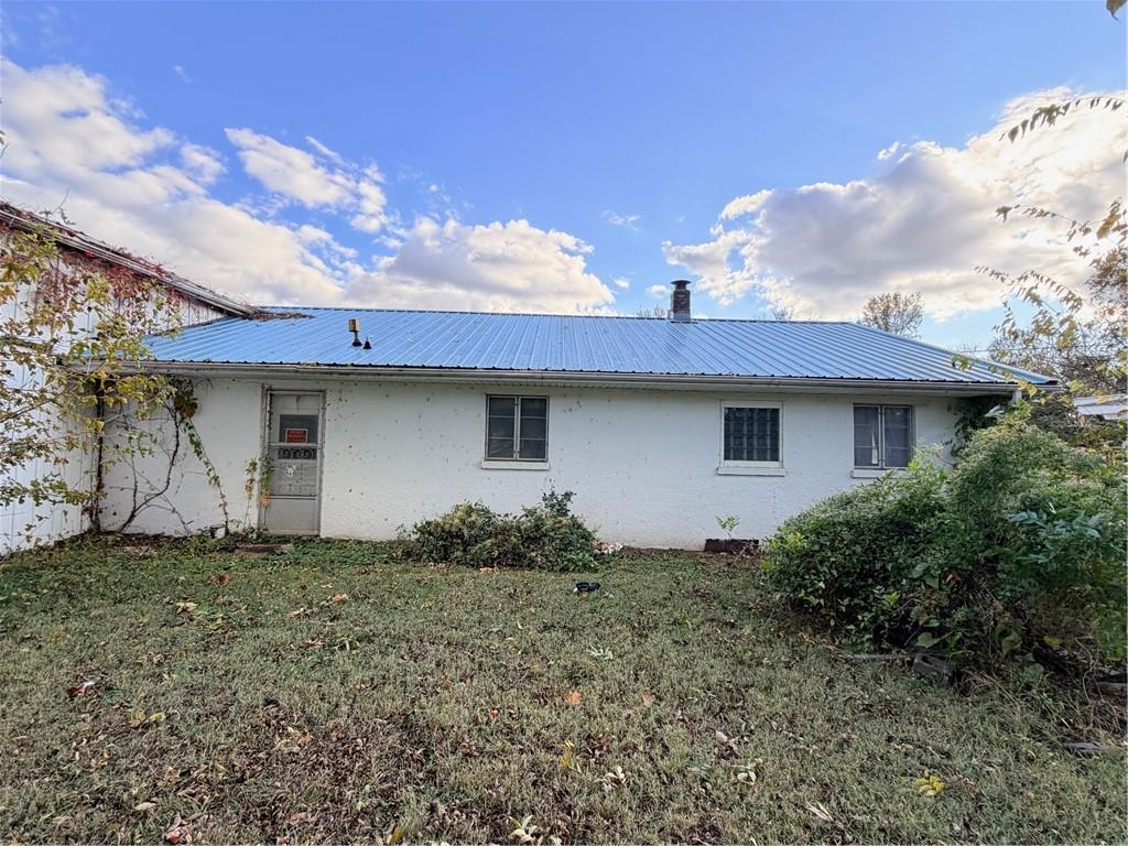 424 E Walnut Street Property Photo 13