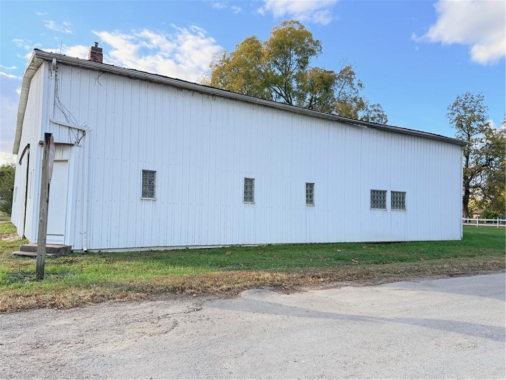 424 E Walnut Street Property Photo 15