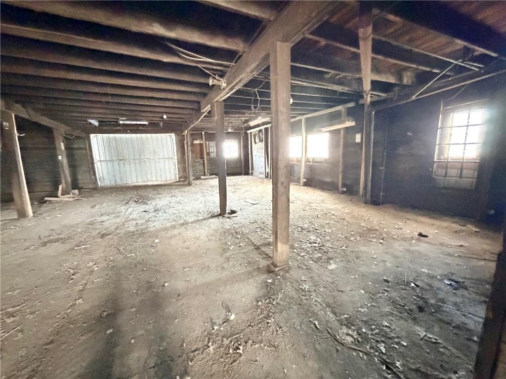 424 E Walnut Street Property Photo 19