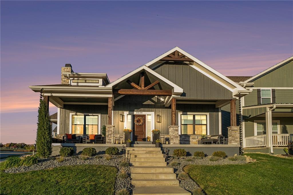 3238 Sw Pergola Park Drive Property Photo 1