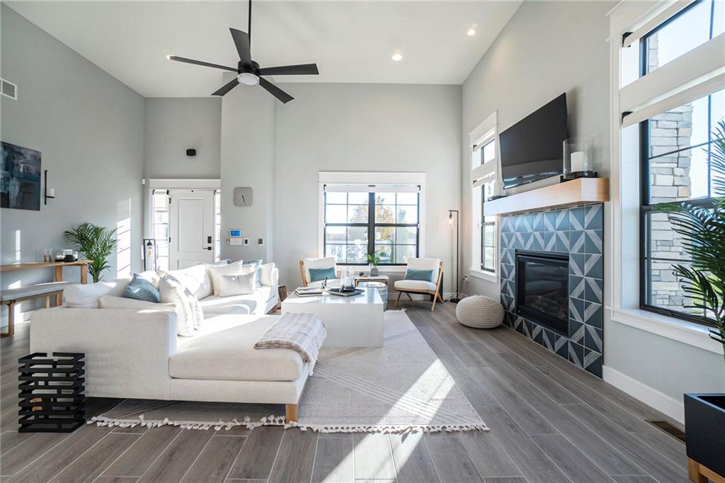 3238 Sw Pergola Park Drive Property Photo 5