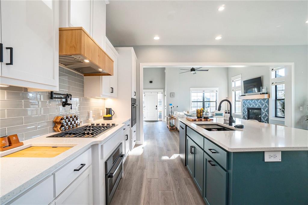 3238 Sw Pergola Park Drive Property Photo 12