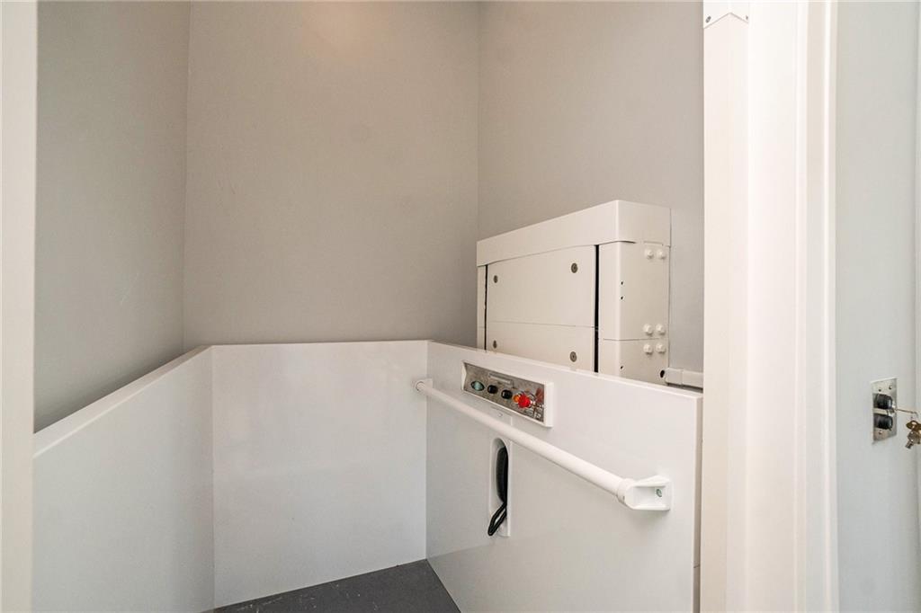 3238 Sw Pergola Park Drive Property Photo 19