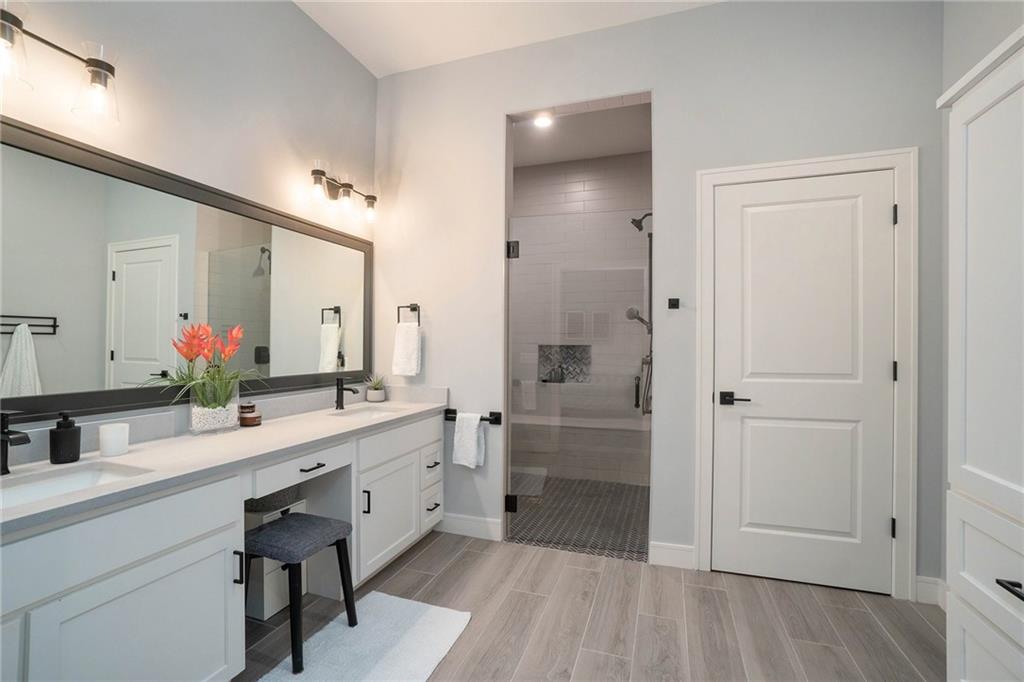 3238 Sw Pergola Park Drive Property Photo 23