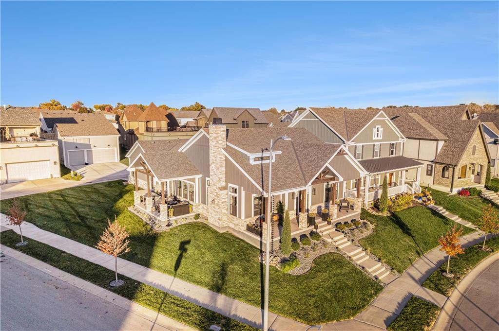 3238 Sw Pergola Park Drive Property Photo 34