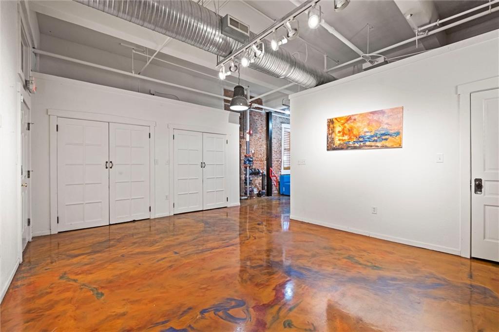 1600 Locust Street Property Photo 12