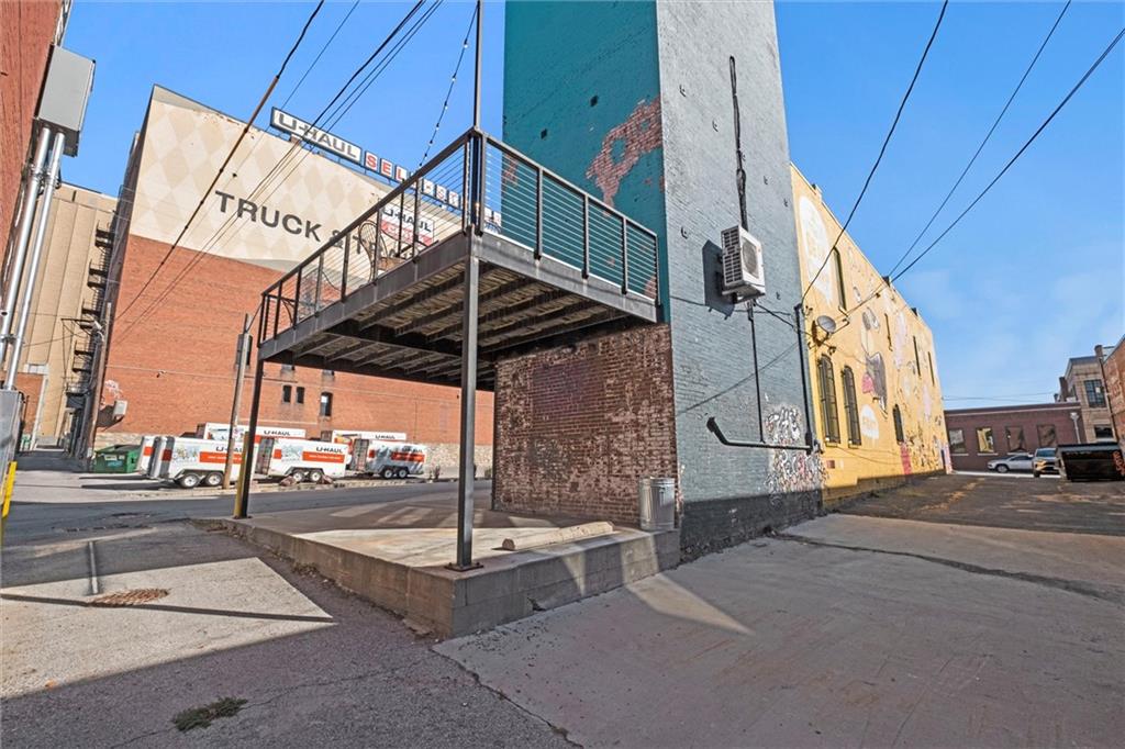 1600 Locust Street Property Photo 17