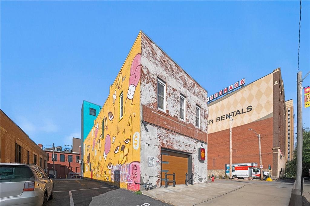 1600 Locust Street Property Photo 18