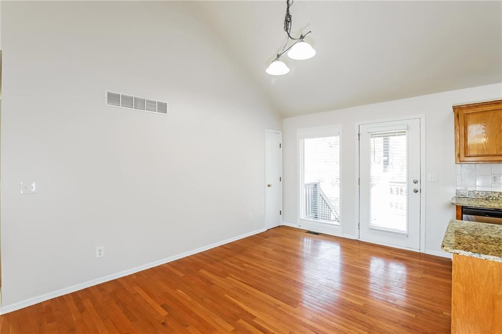 10926 Rowland Avenue Property Photo 5