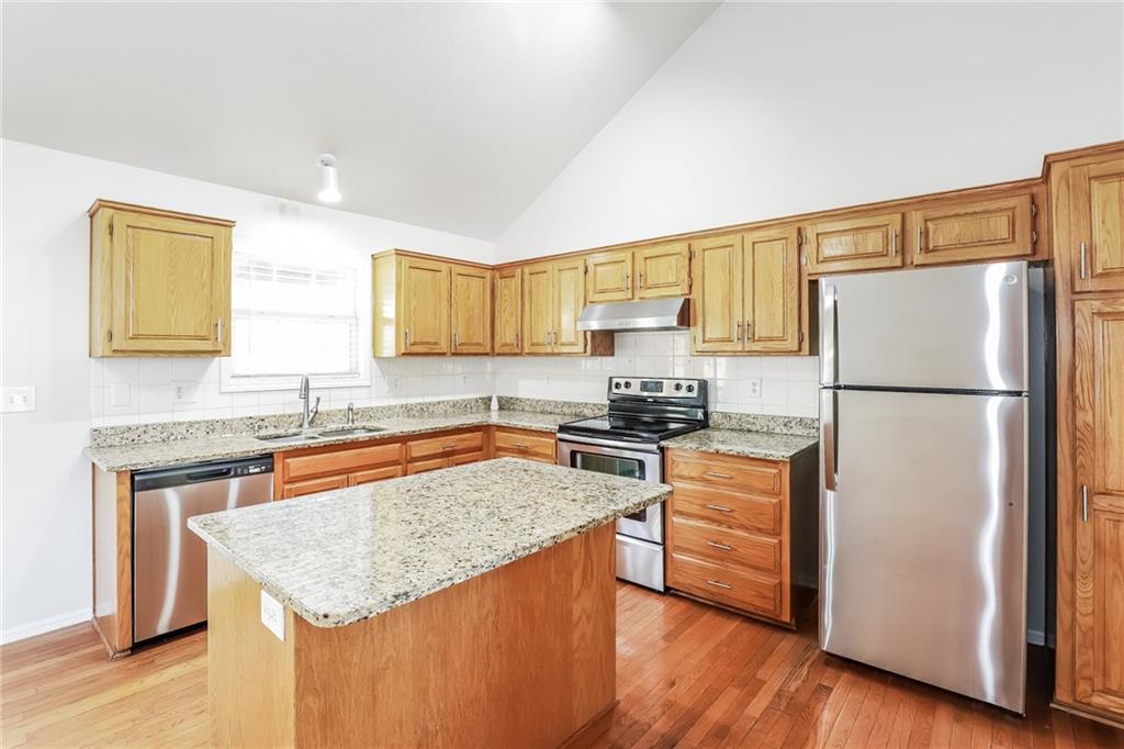 10926 Rowland Avenue Property Photo 6