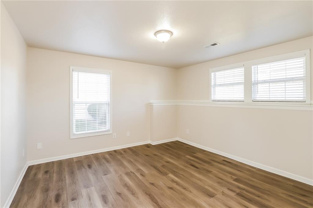 10926 Rowland Avenue Property Photo 13