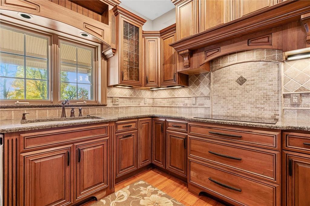 2301 Lees Summit Road Property Photo 11