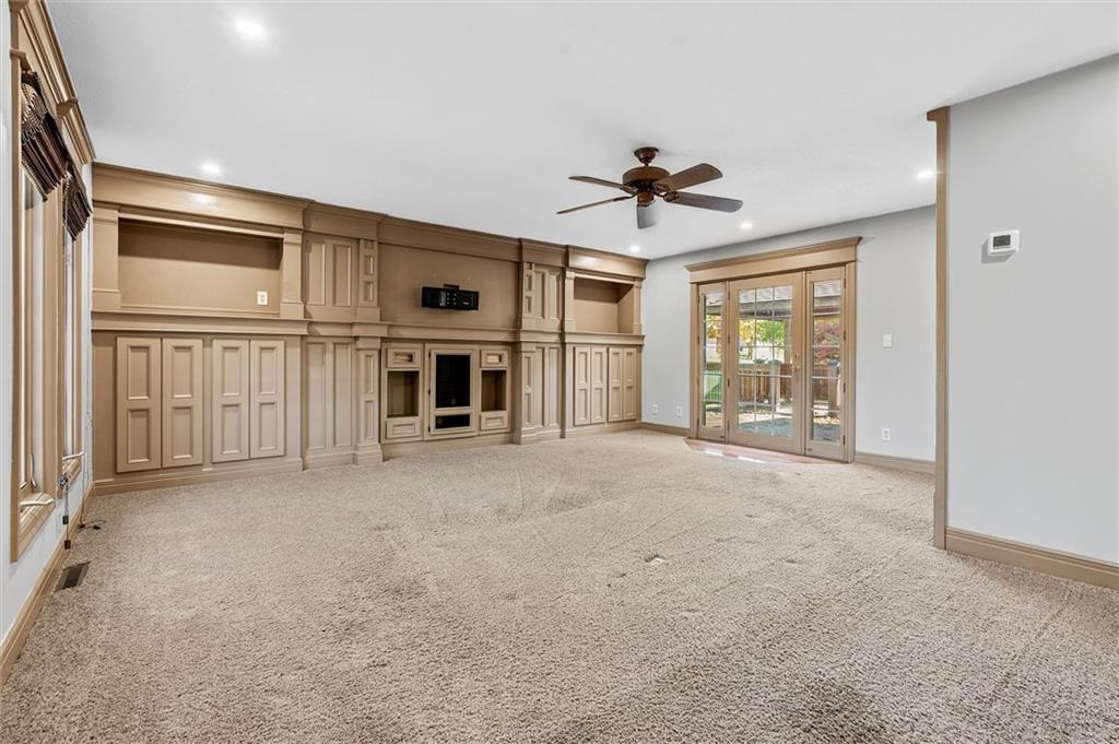 2301 Lees Summit Road Property Photo 16