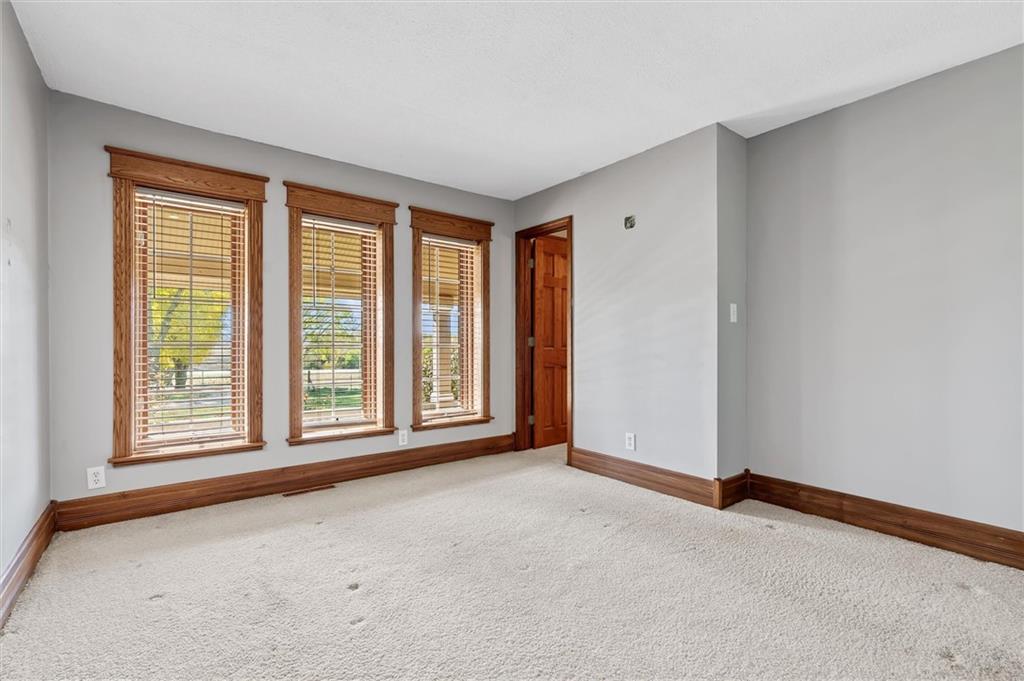 2301 Lees Summit Road Property Photo 19